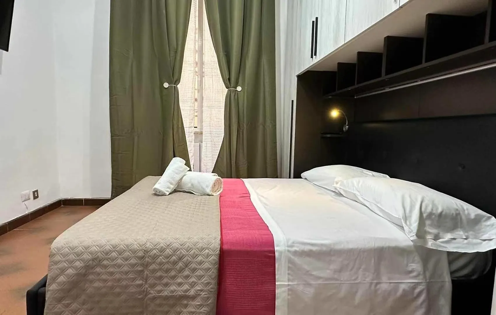 Fabio Rooms 102 Roma İtalya